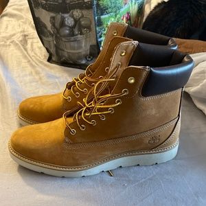 Women’s Timberland Lightweight Boots 11